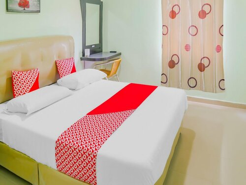 Гостиница Oyo 90269 Hotel Indorasa 2