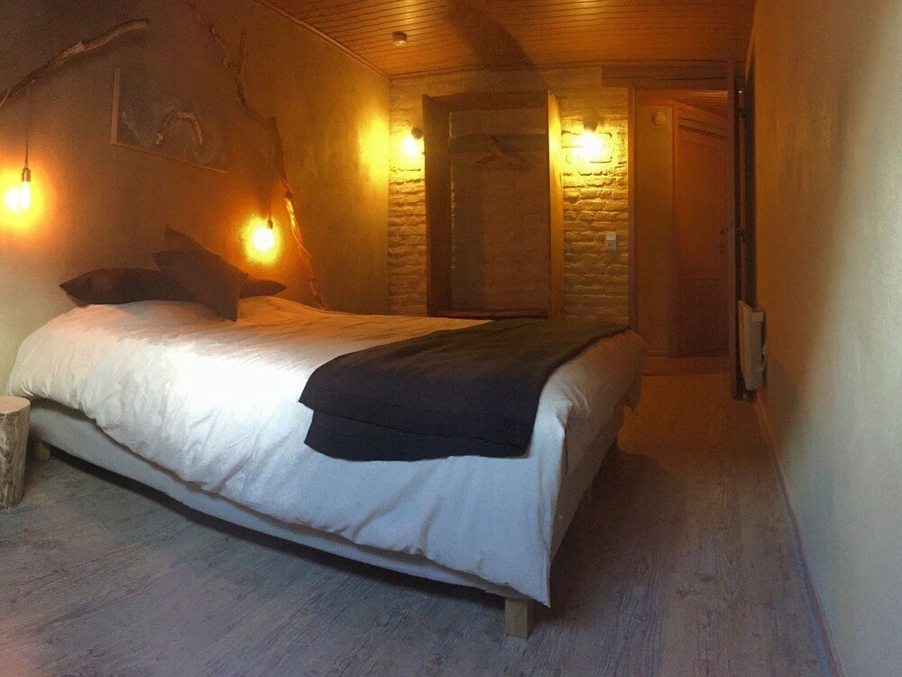 Фото By Isabelle