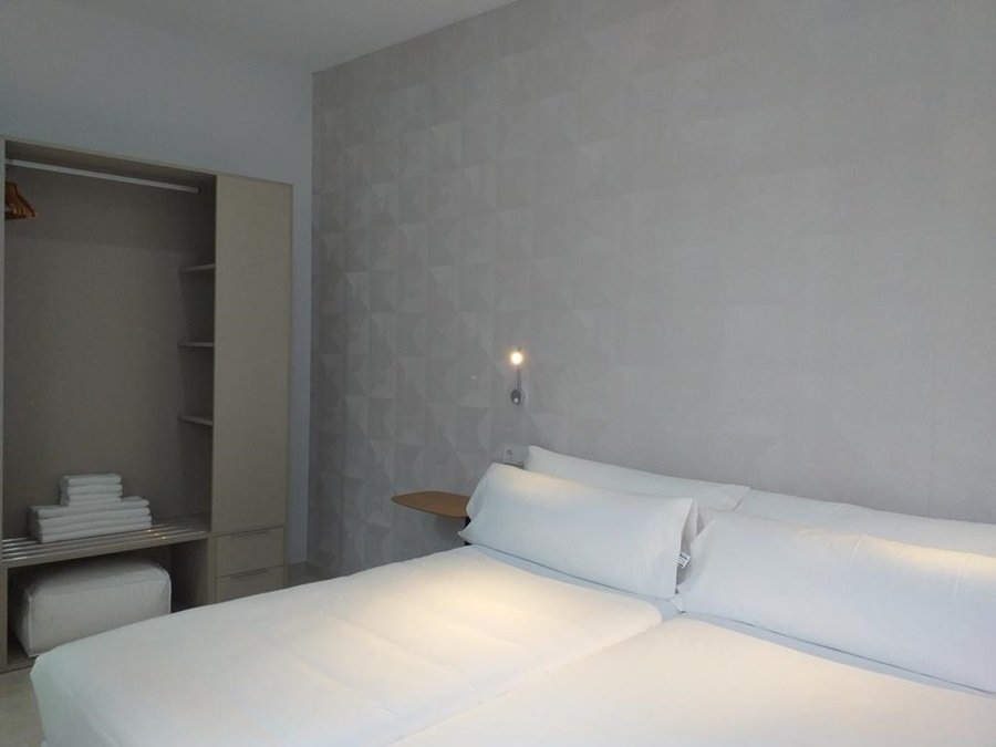 Фото Apartamentos Rivero 8