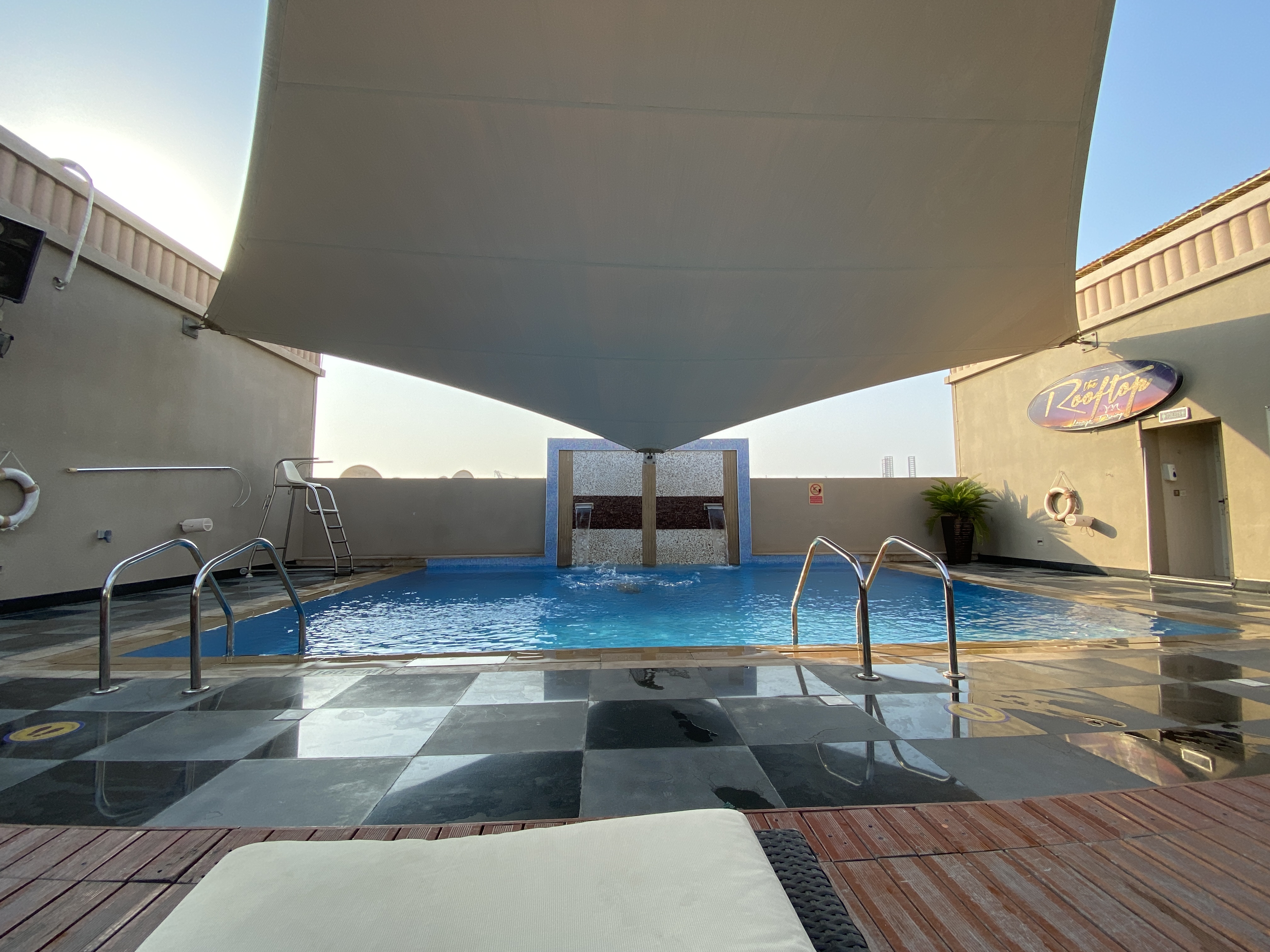 Фото Mercure Gold Hotel Jumeirah by Accor