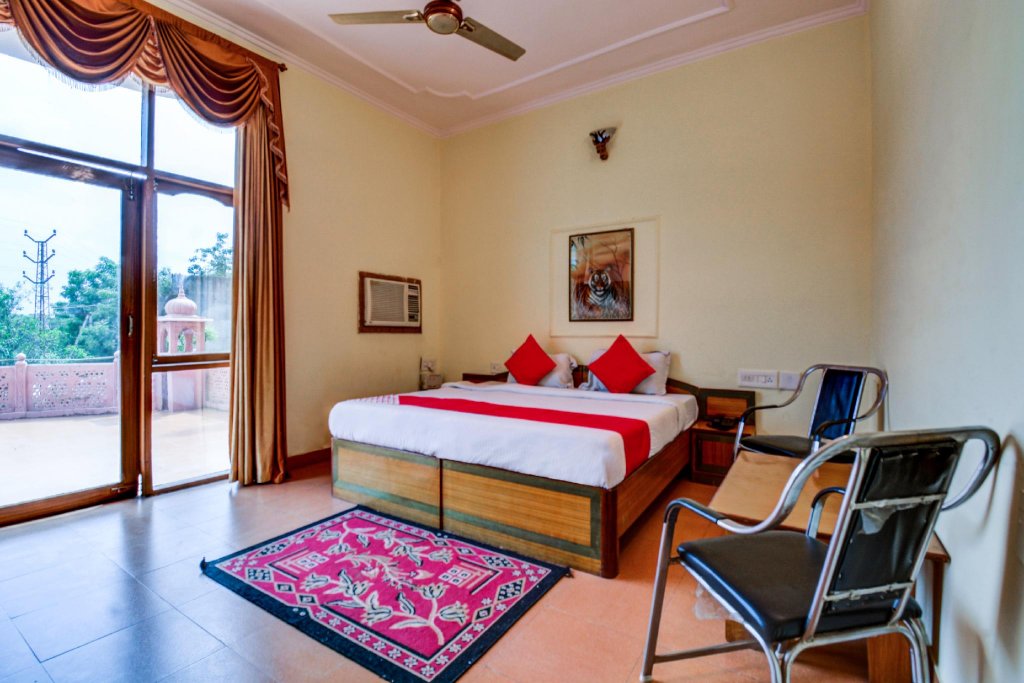 Фото отеля 2