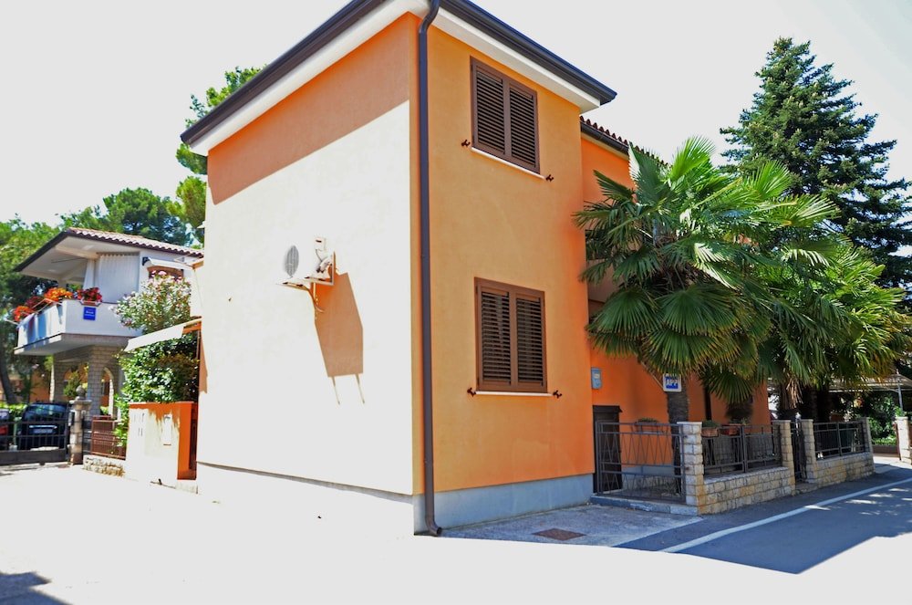 Фото Apartments Valter 881