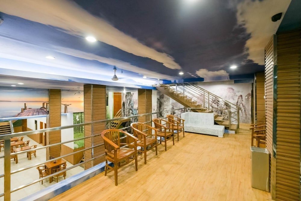 Фото Caroline Hostel