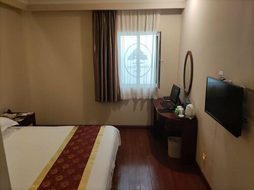 Гостиница Greentree Inn Shanxi Datong Railway Station South в Шаньси