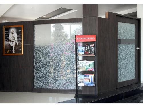 Фото Hotel Yash Executive