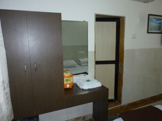 Фото Basera Hotel