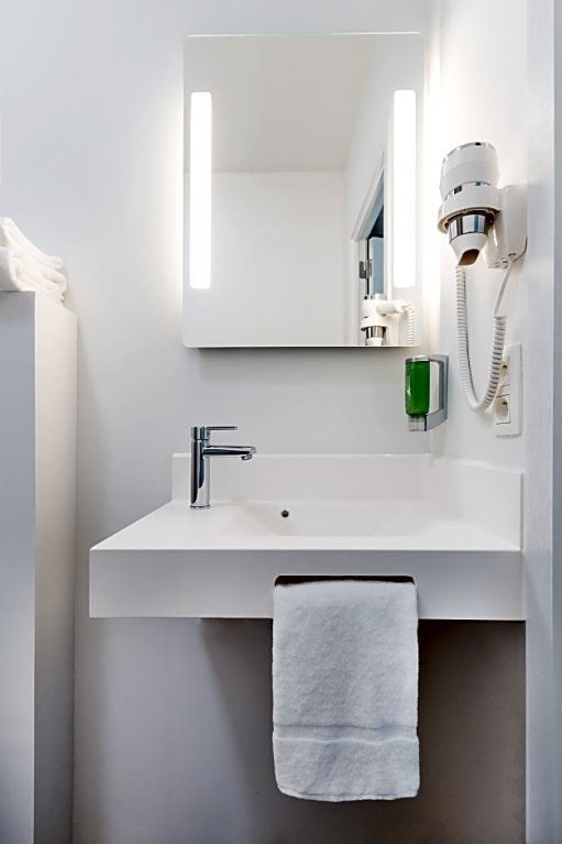 Фото B&b Hotel Antwerpen Zuid