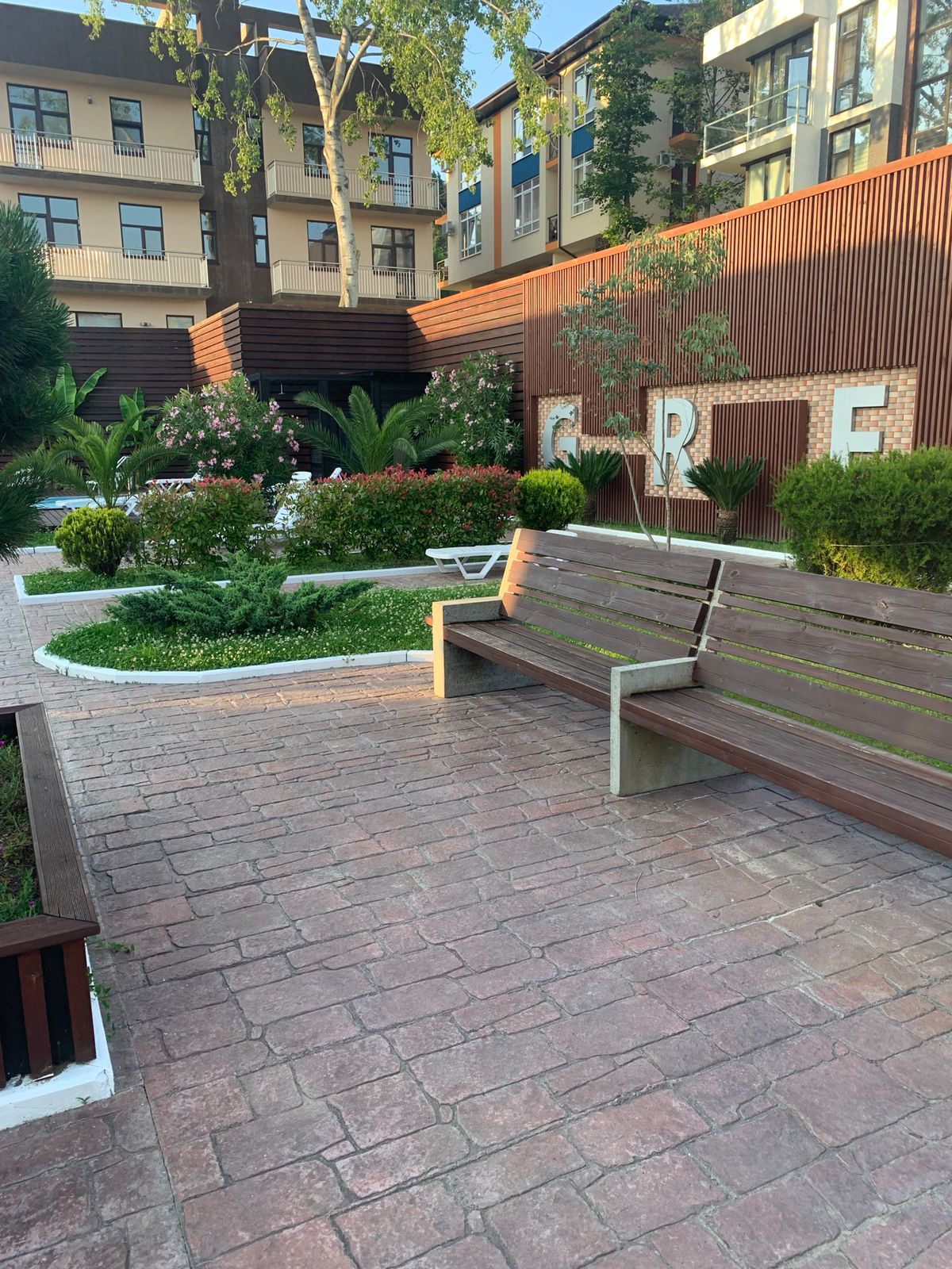 Фото Green Palace Apartment