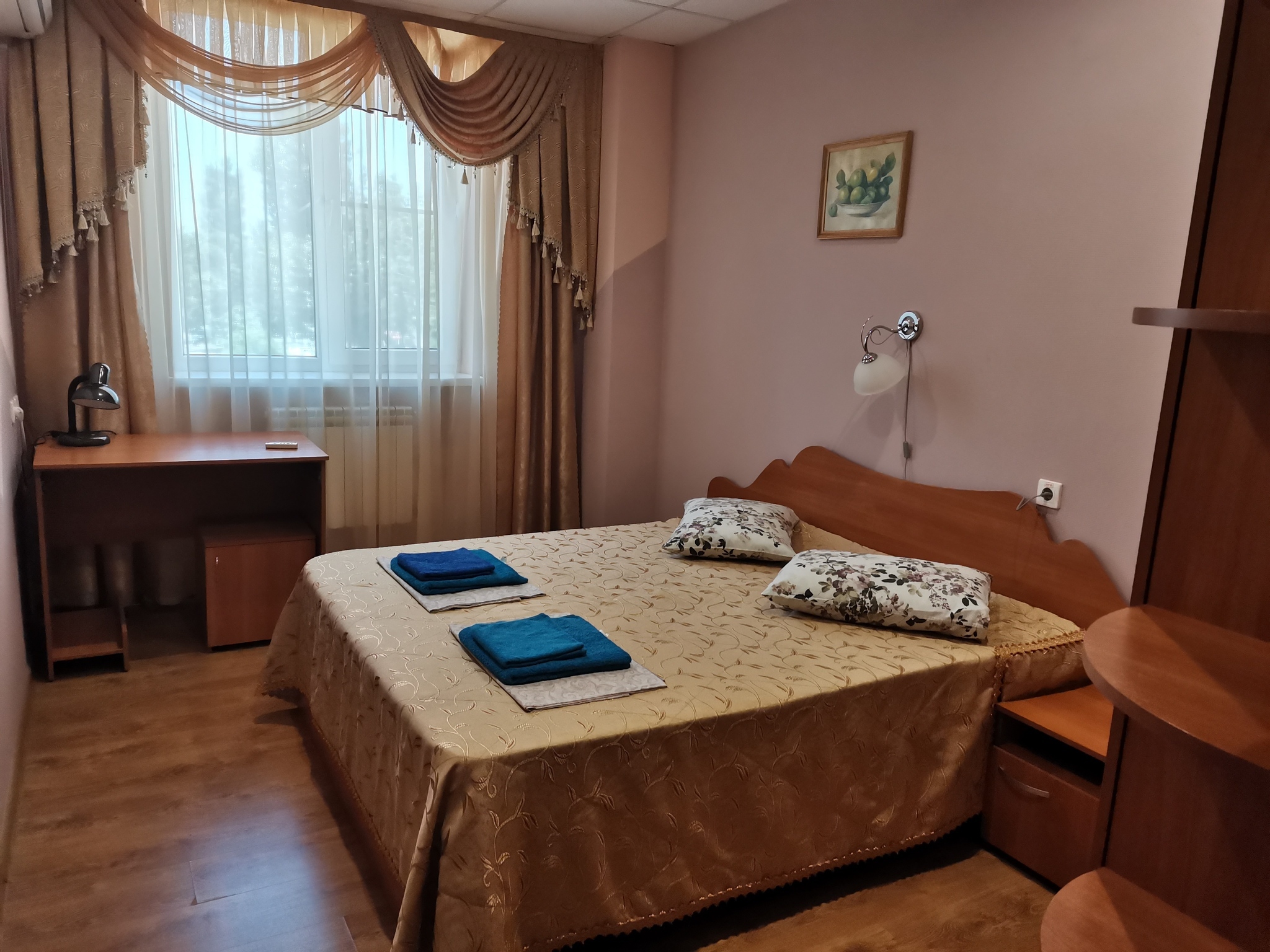 Фото Континент