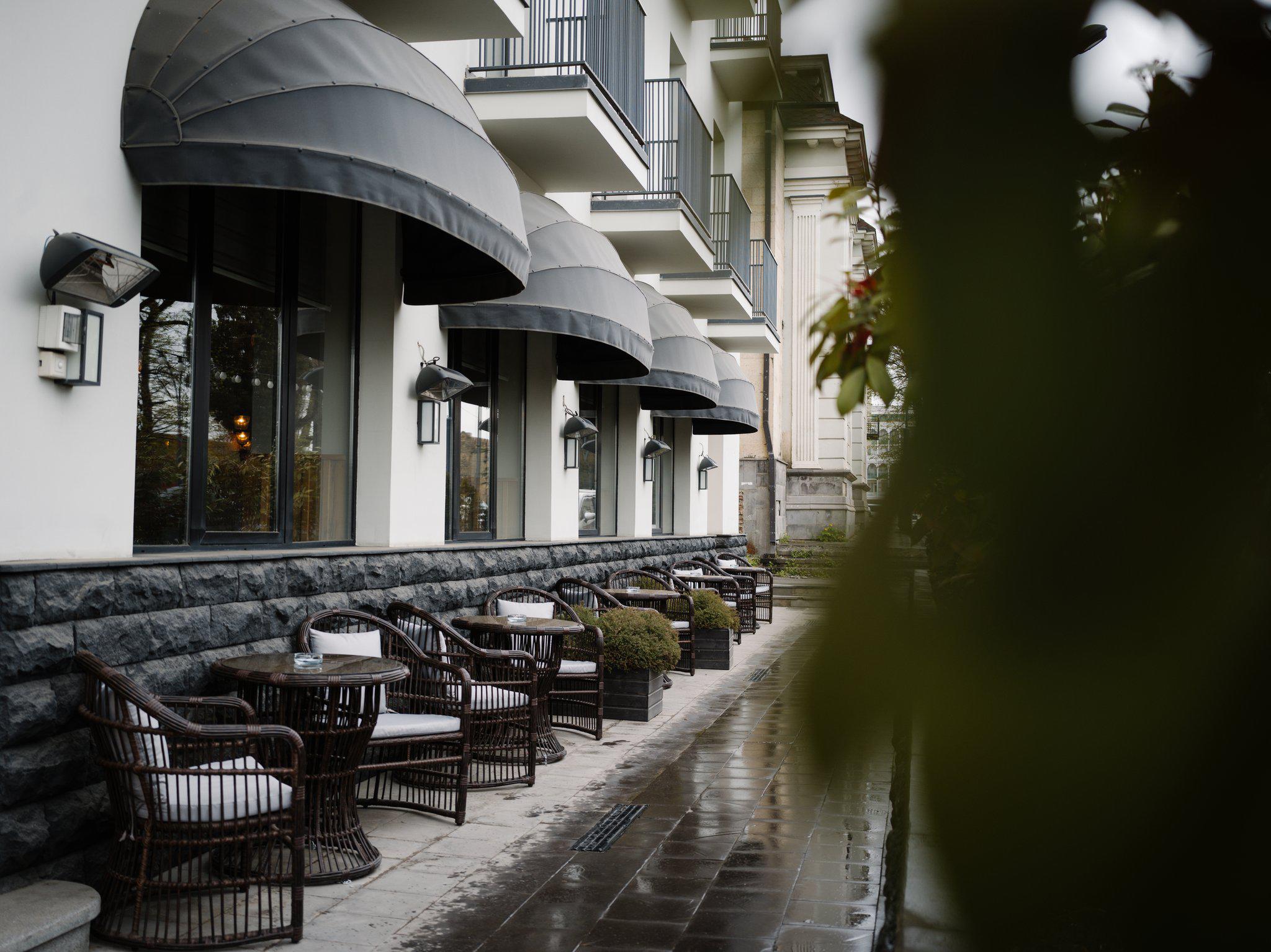 Фото отеля 1