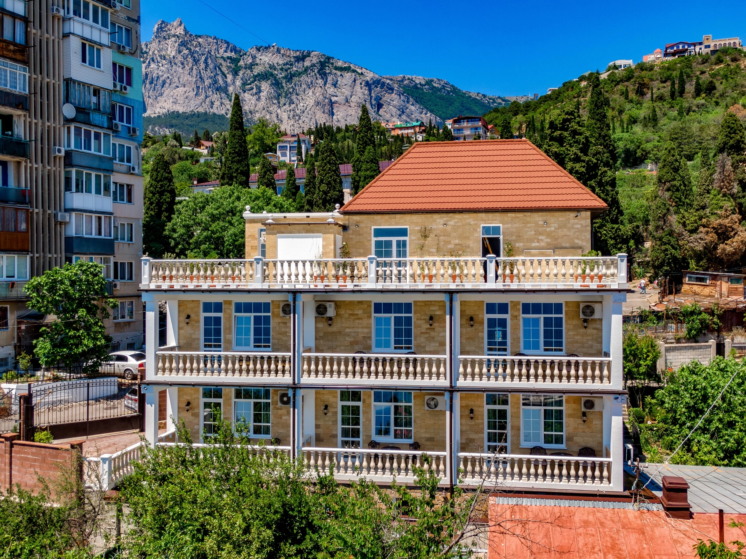 Фото Каштановая Аллея