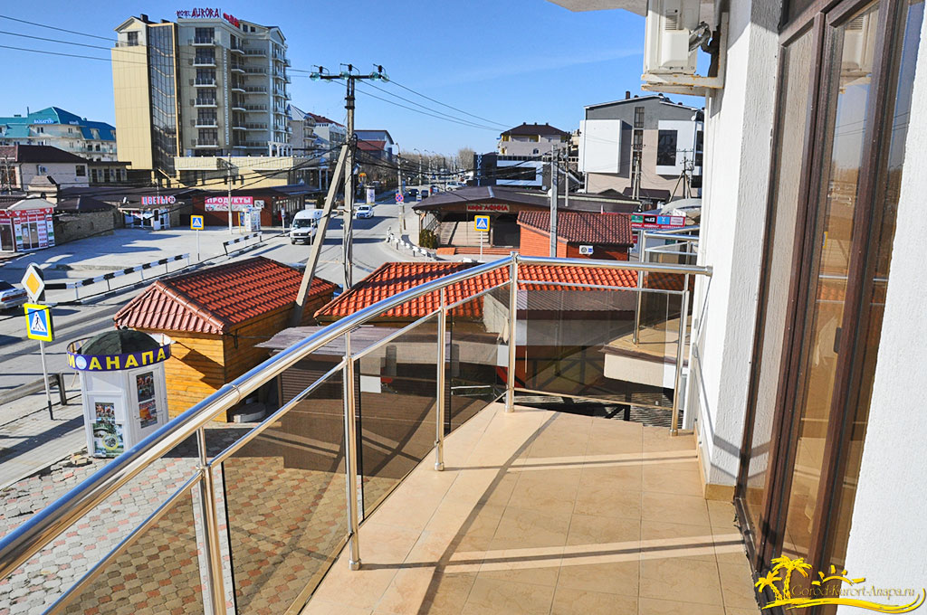 Фото Милана