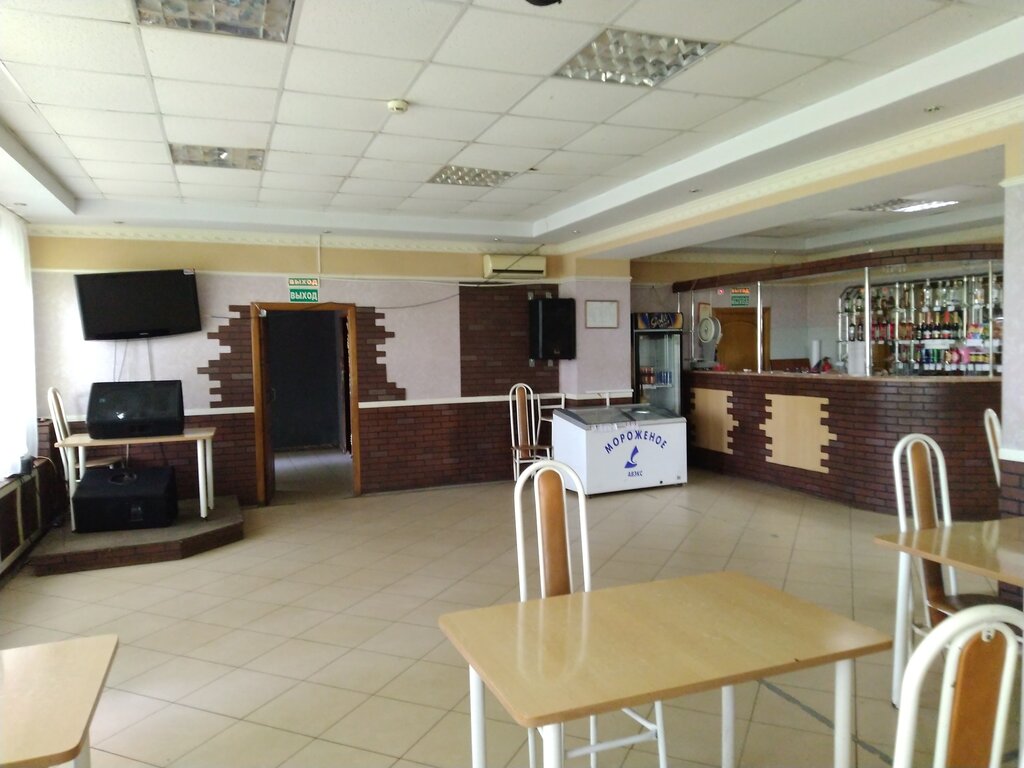 Canteen Diskobar, Vesegonsk, photo