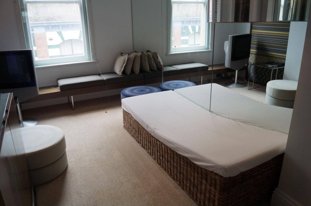 Фото Valentine On George