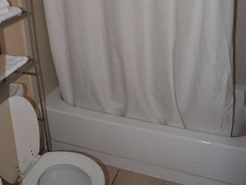 Фото Days Inn by Wyndham Panama City Beach/Ocean Front