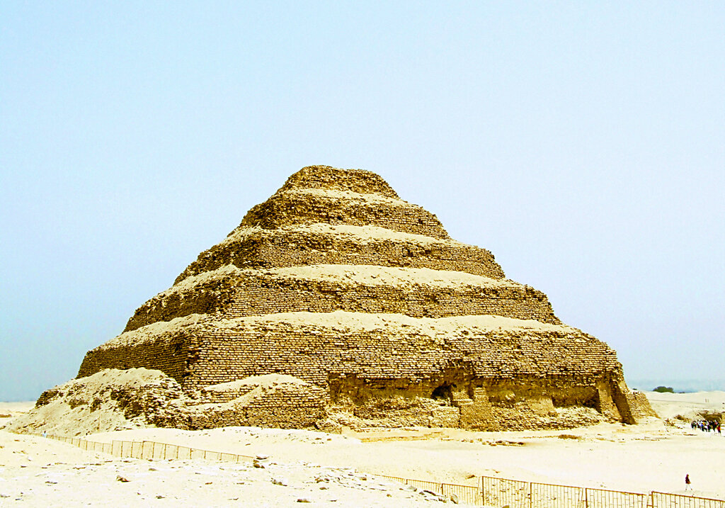 Самая первая пирамида в египте