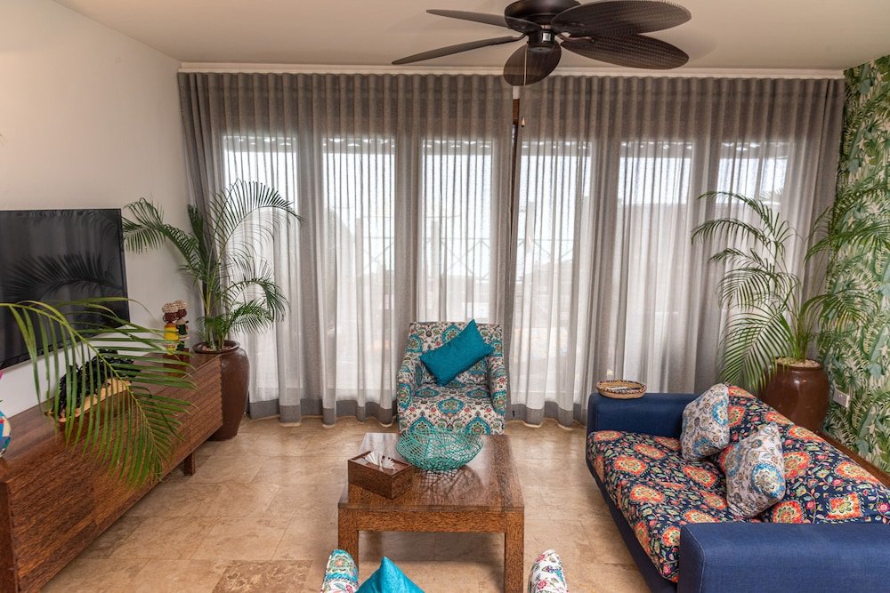 Фото The Z Hotel