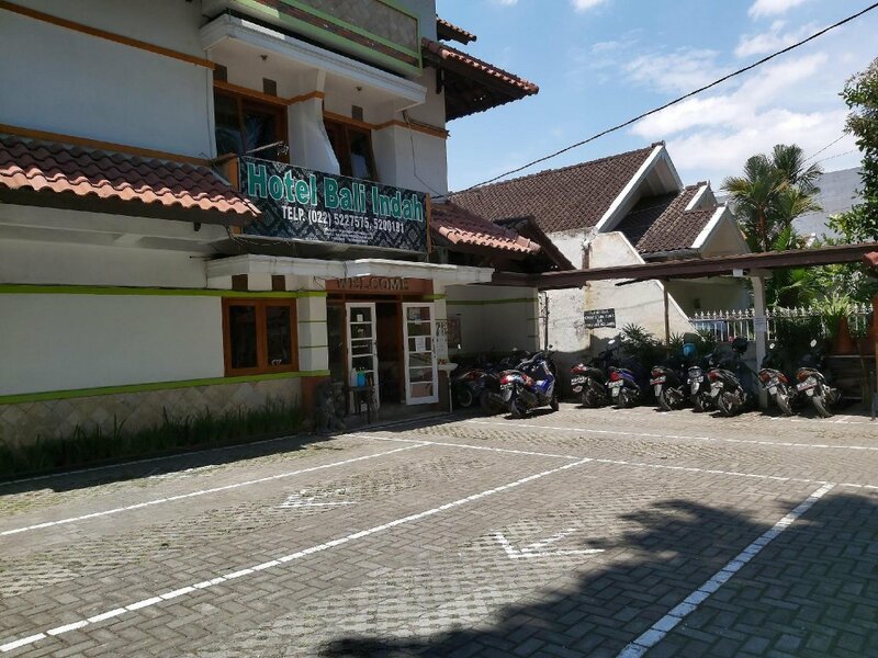Гостиница New Bali Indah Hotel Bandung в Бандунге