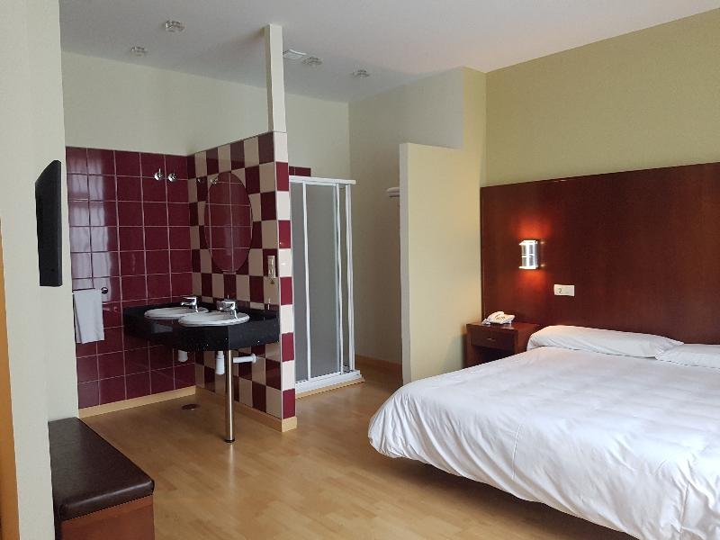 Фото Hotel Arcea Villaviciosa