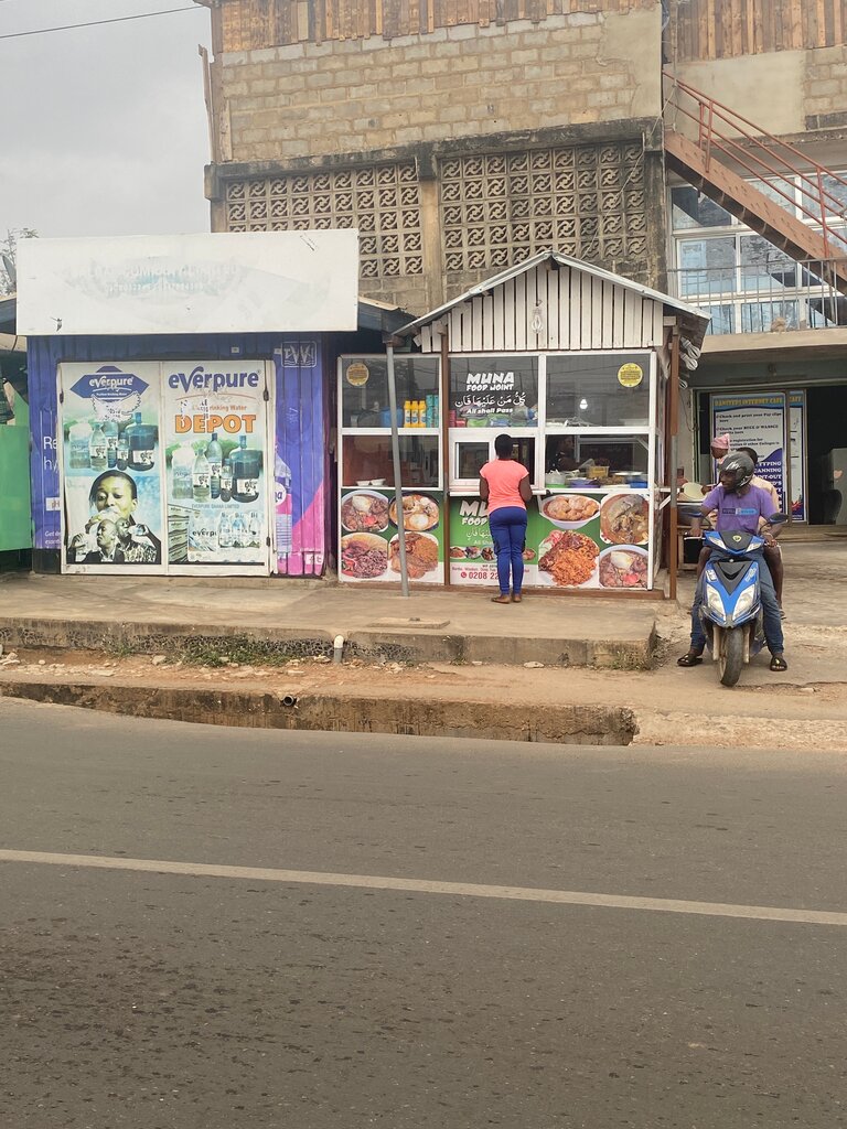 Canteen Mum Food Joint, Accra, photo