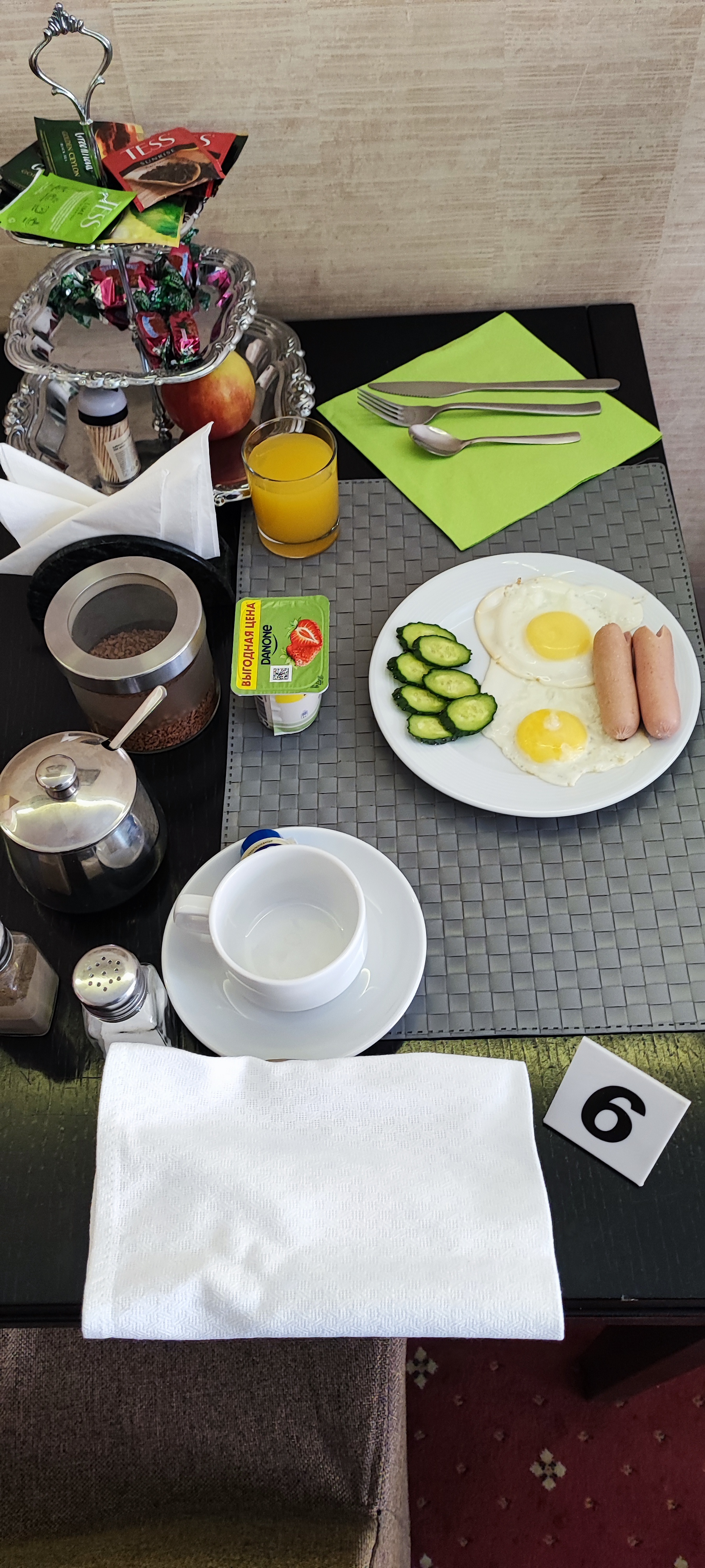 Фото Тихая площадь