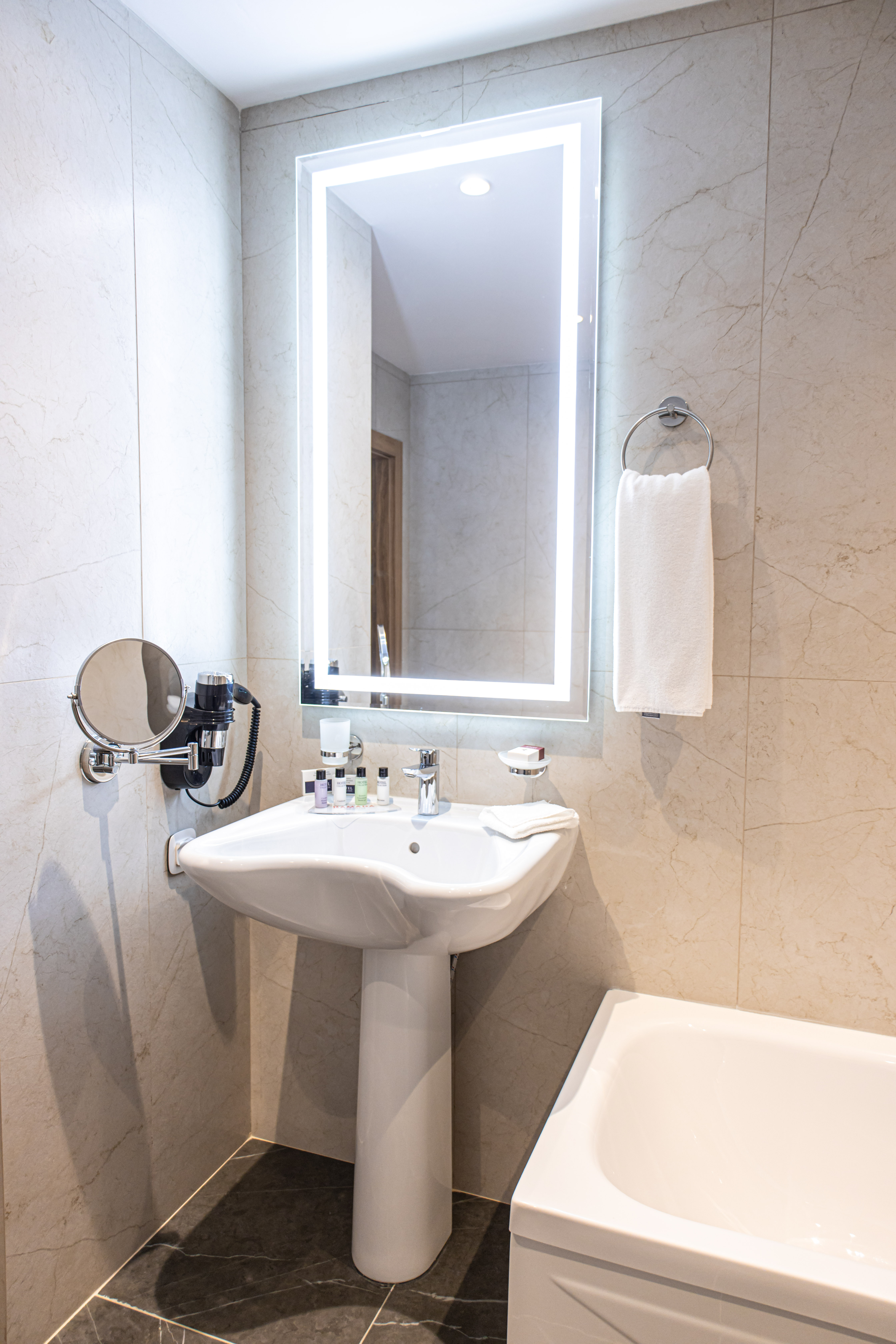 Фото Ramada by Wyndham Astana