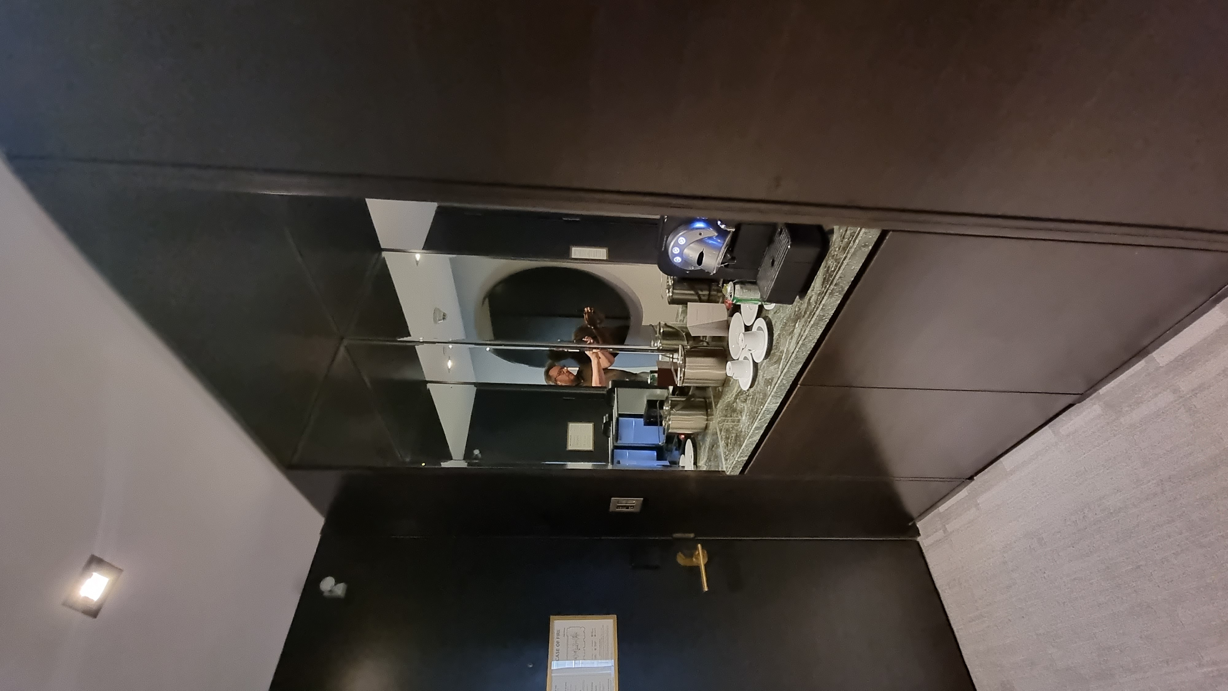 Фото The Hazelton Hotel