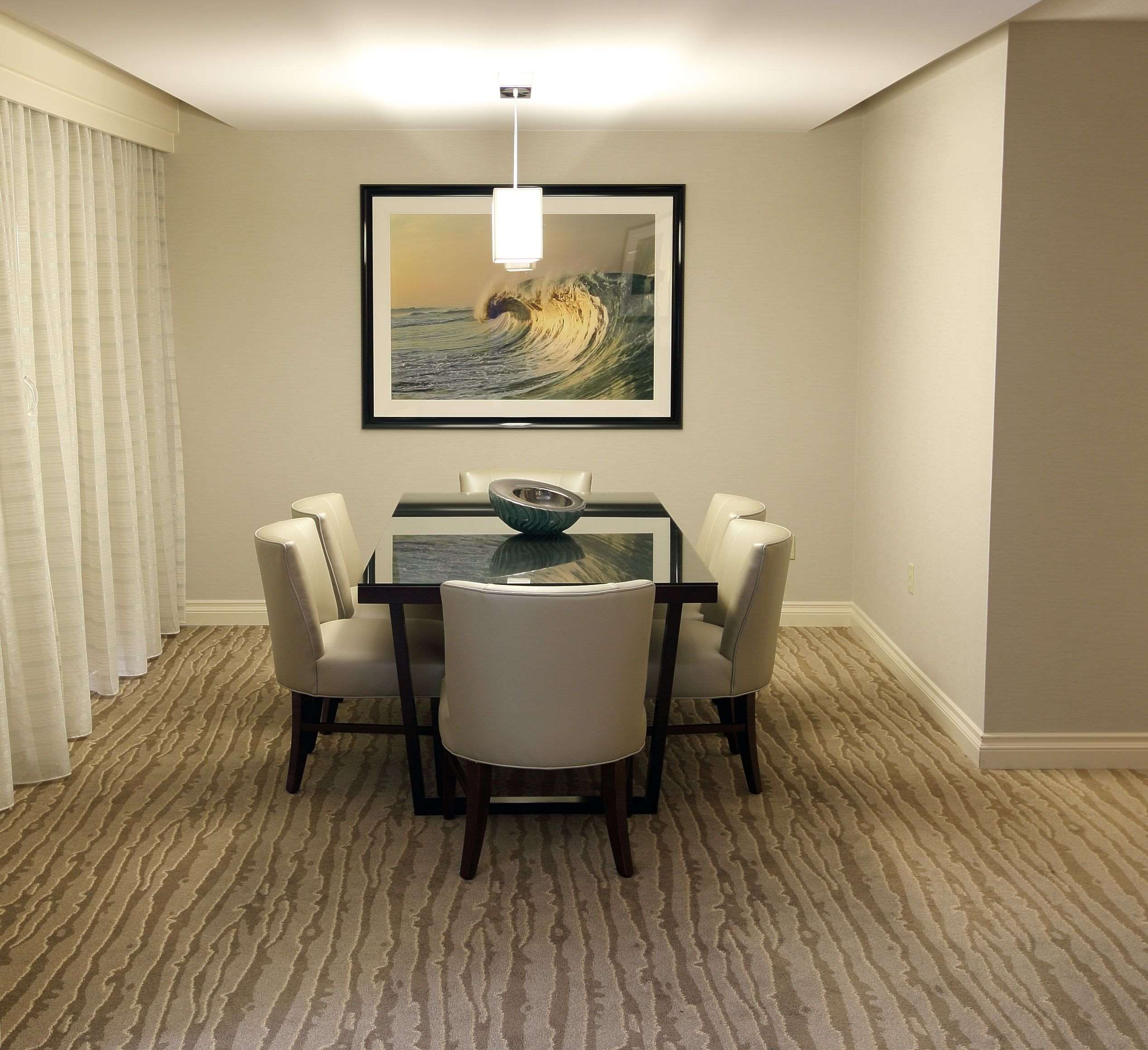 Фото Sonesta Redondo Beach & Marina