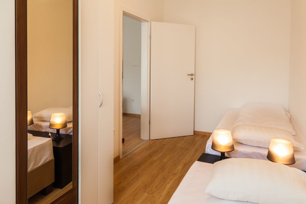 Фото Prince Apartments