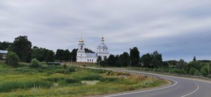 Воскресенский храм (Заречная ул., 1, село Белая Колпь), православный храм в Москве и Московской области