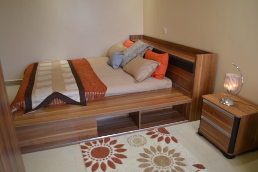 Фото Rohi Apartment Hotel