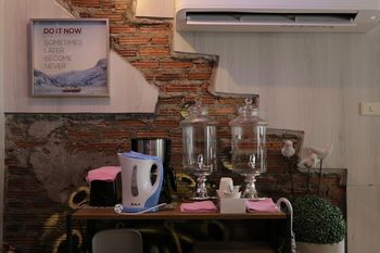 Фото Sleep Walker Poshtel - Hostel