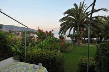 Фото Galazia Akti