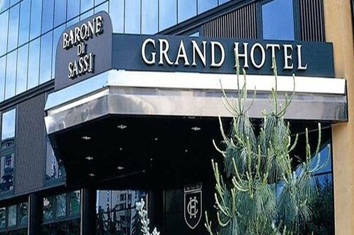 Гостиница Grand Hotel Barone Di Sassj в Сесто-Сане-Джованни