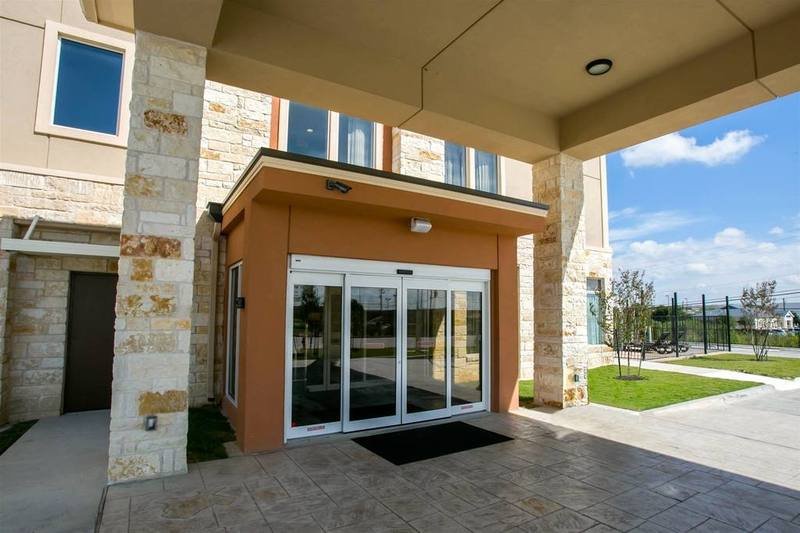 Фото Sleep Inn & Suites Austin North I-35