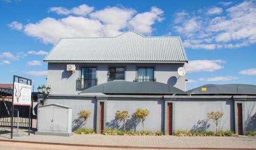 Фото Game View Lodge