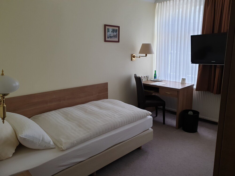 Фото Hotel Bürgerhof Wetzlar