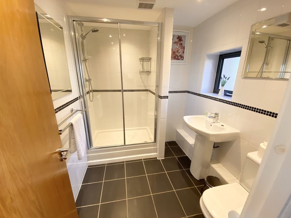 Фото Oxford Serviced Apartments - Castle