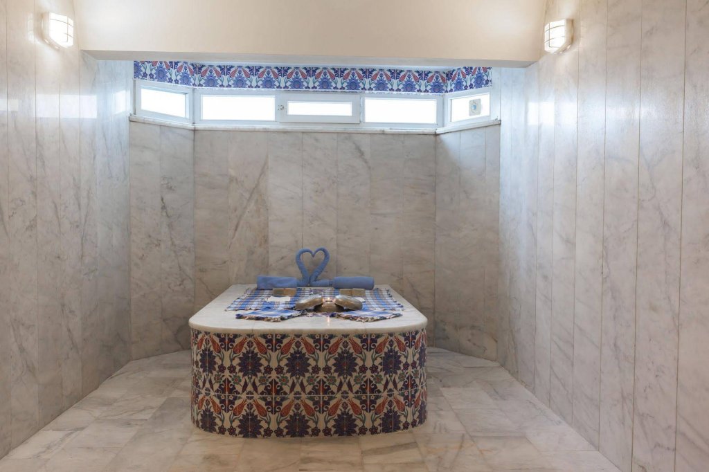 Фото Ayapam Hotel