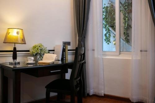 Фото Hanoi Secret Garden Hotel