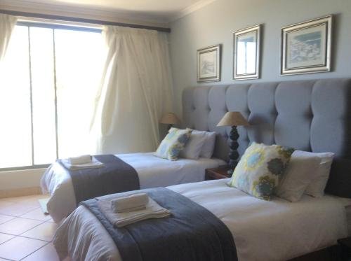 Фото Misty Blue Bed and Breakfast