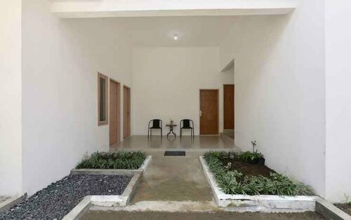 Гостиница Oyo 3315 Tanjung Residence Syariah в Паданге