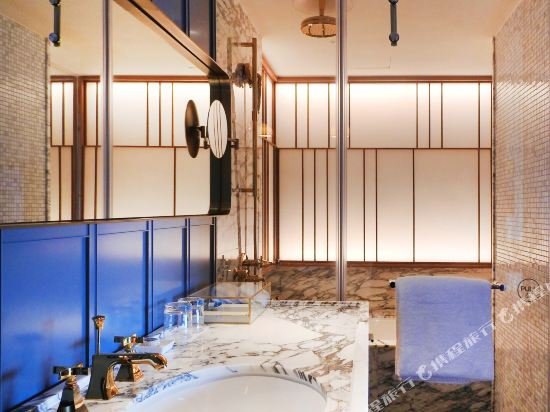 Фото The Mumian Hotel