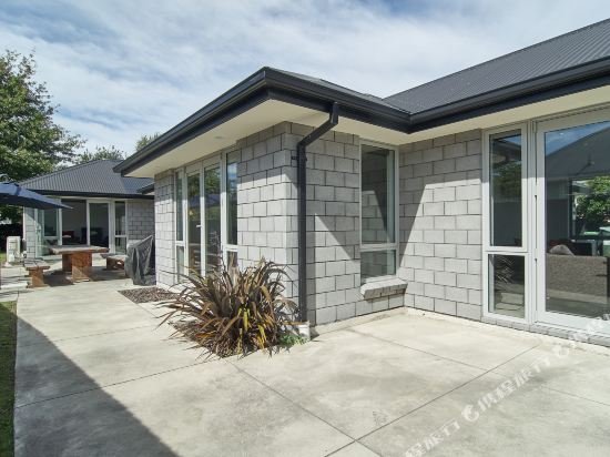 Фото Lynfield Villa