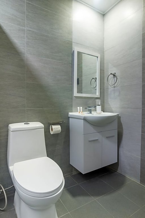 Фото Oyo 208 Anika Suites