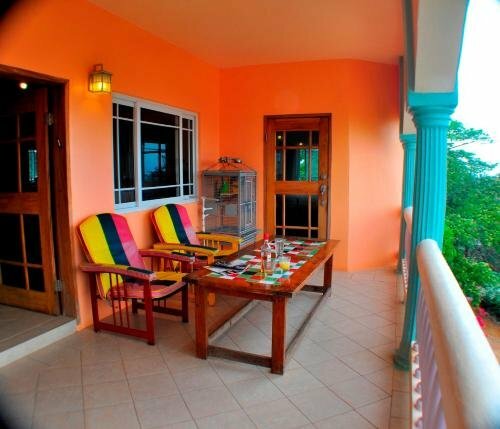 Гостиница Jah Freedom Inn Negril