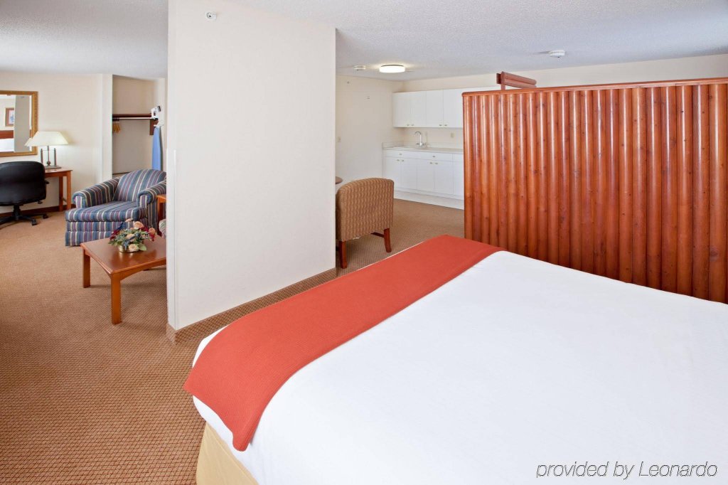 Фото Baymont by Wyndham Chelsea