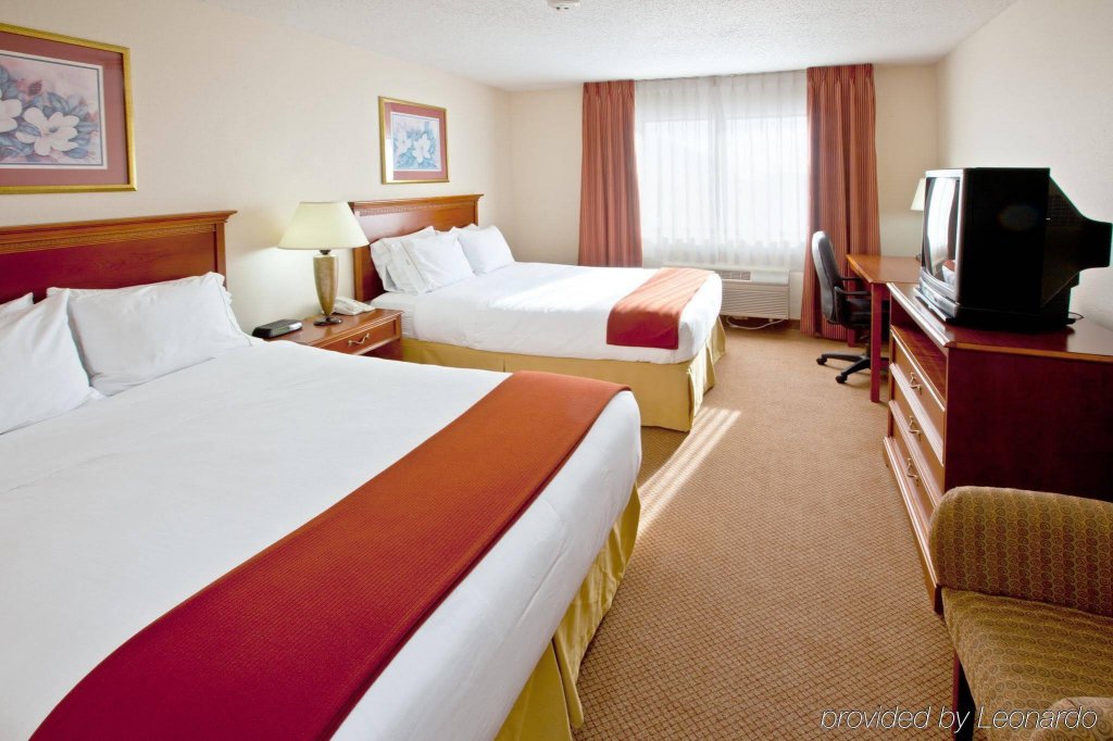 Фото Baymont by Wyndham Chelsea