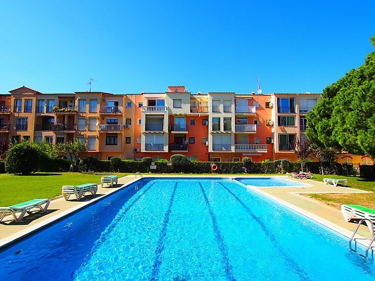 Short-term housing rental Resort Edificio Blaucel, Empuriabrava, photo