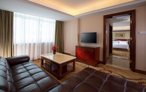 Гостиница ViennaHotel Shenzhen Futian Bagua Road в Шэньчжэне